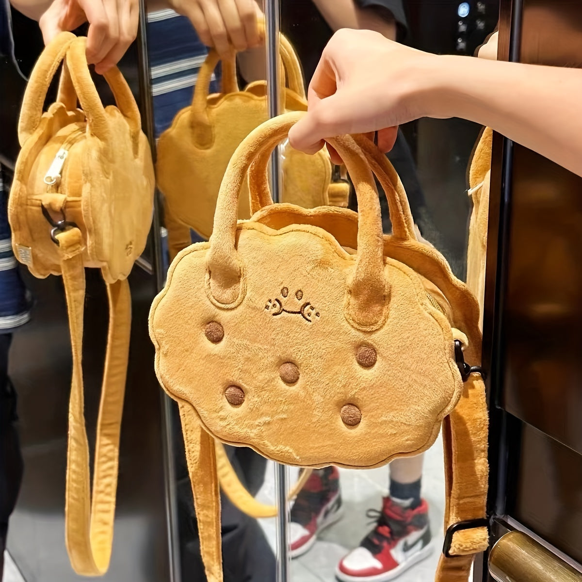 realaiot  Cute Cookie Plush Shoulder Bag,  Kawaii Expression Crossbody Bag, Perfect Sling Bag For Daily Use