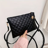 realaiot  Trendy Argyle Quilted Crossbody Bag, Simple Solid Color Zipper Clutch, Perfect Shoulder Bag For Daily Use