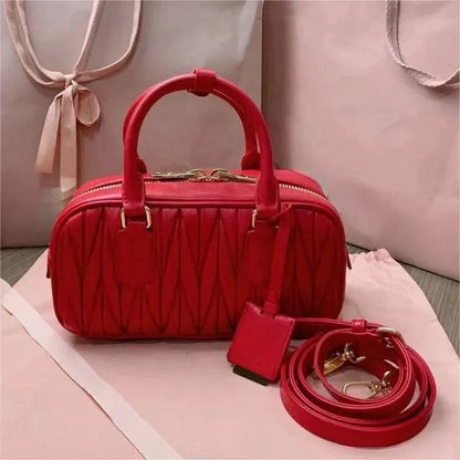 Matelasse Fashion Designer bags mini handbags Bowling Shoulder Bag Pleated wallet Leather Banquet tote