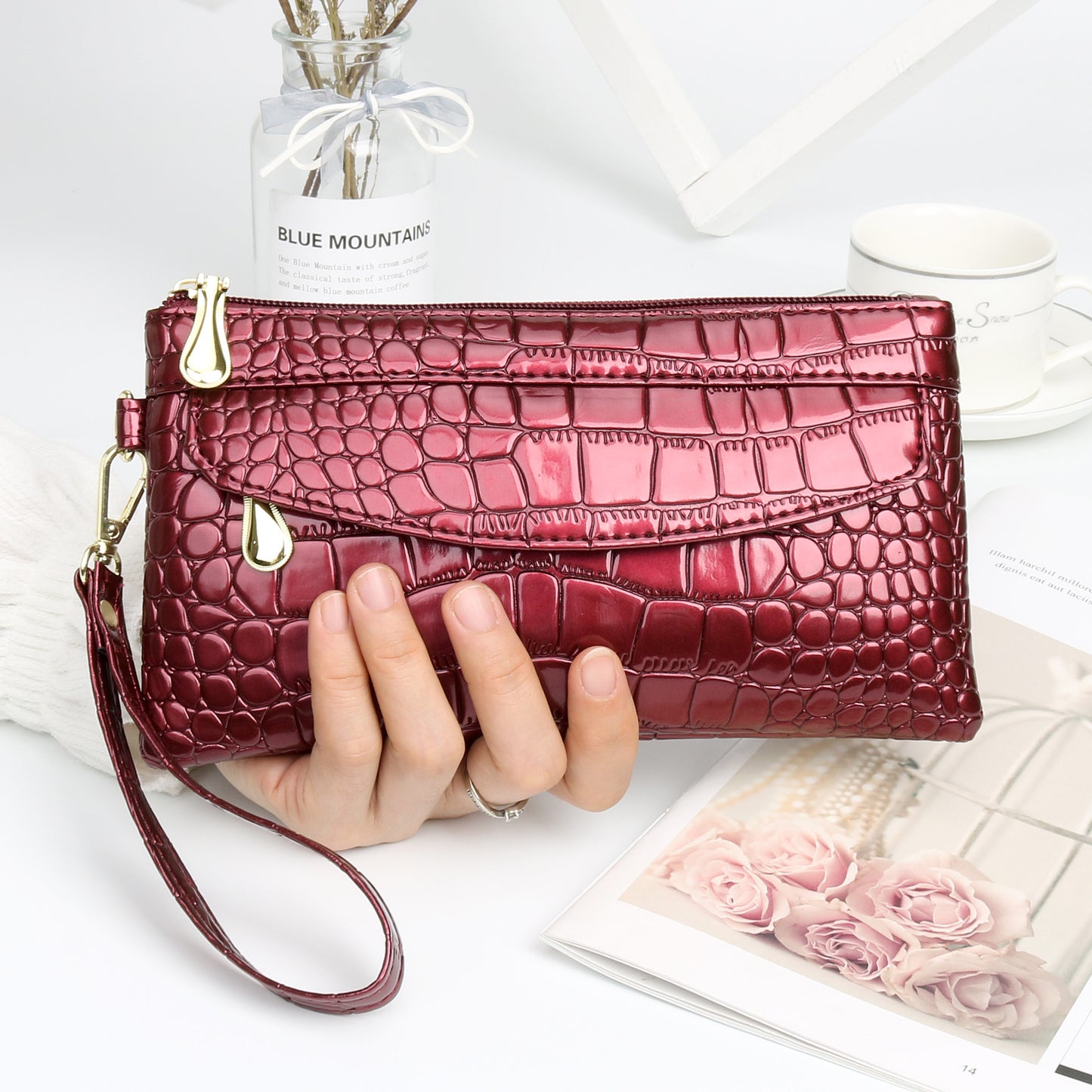 realaiot Crocodile Embossed Clutch Wallet, Women's Long Zipper Hand Bag For Coin & Card, Purse With Wristlet