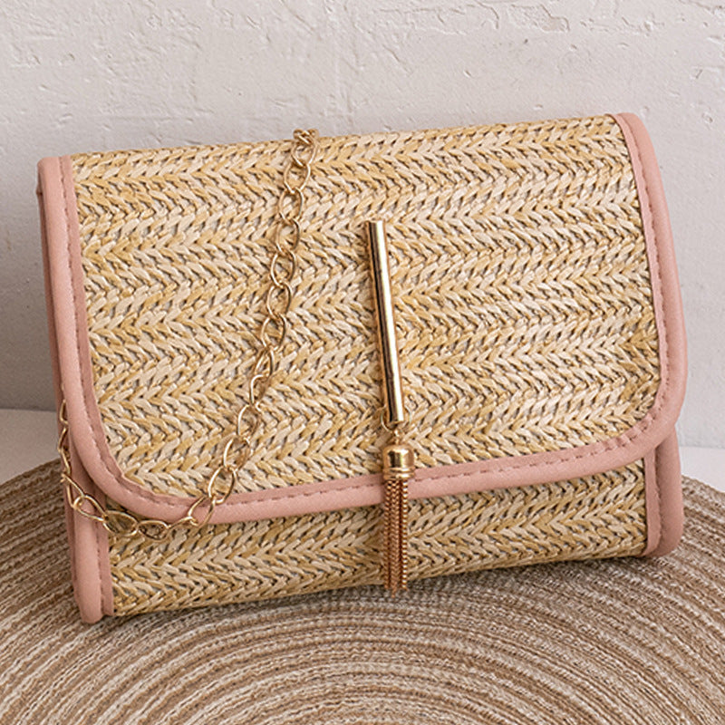 realaiot  Straw Woven Crossbody Bag, Fashion Chain Shoulder Bag, Tassel Decor Beach Bag For Travel Holiday