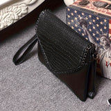 realaiot  Retro Chain Decor Crossbody Bag, Fashion Envelope Clutch Purse, Punk Style Wristlet Handbag For Women