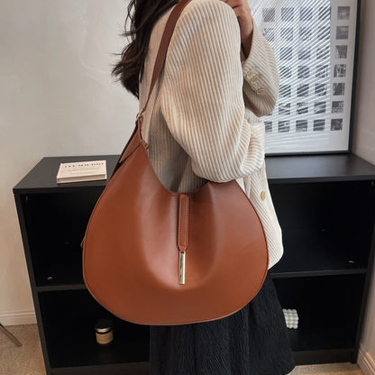 realaiot  Retro Solid Color Shoulder Bag, Large Capacity Hobo Bag, Trendy Niche Design Saddle Bag For Women