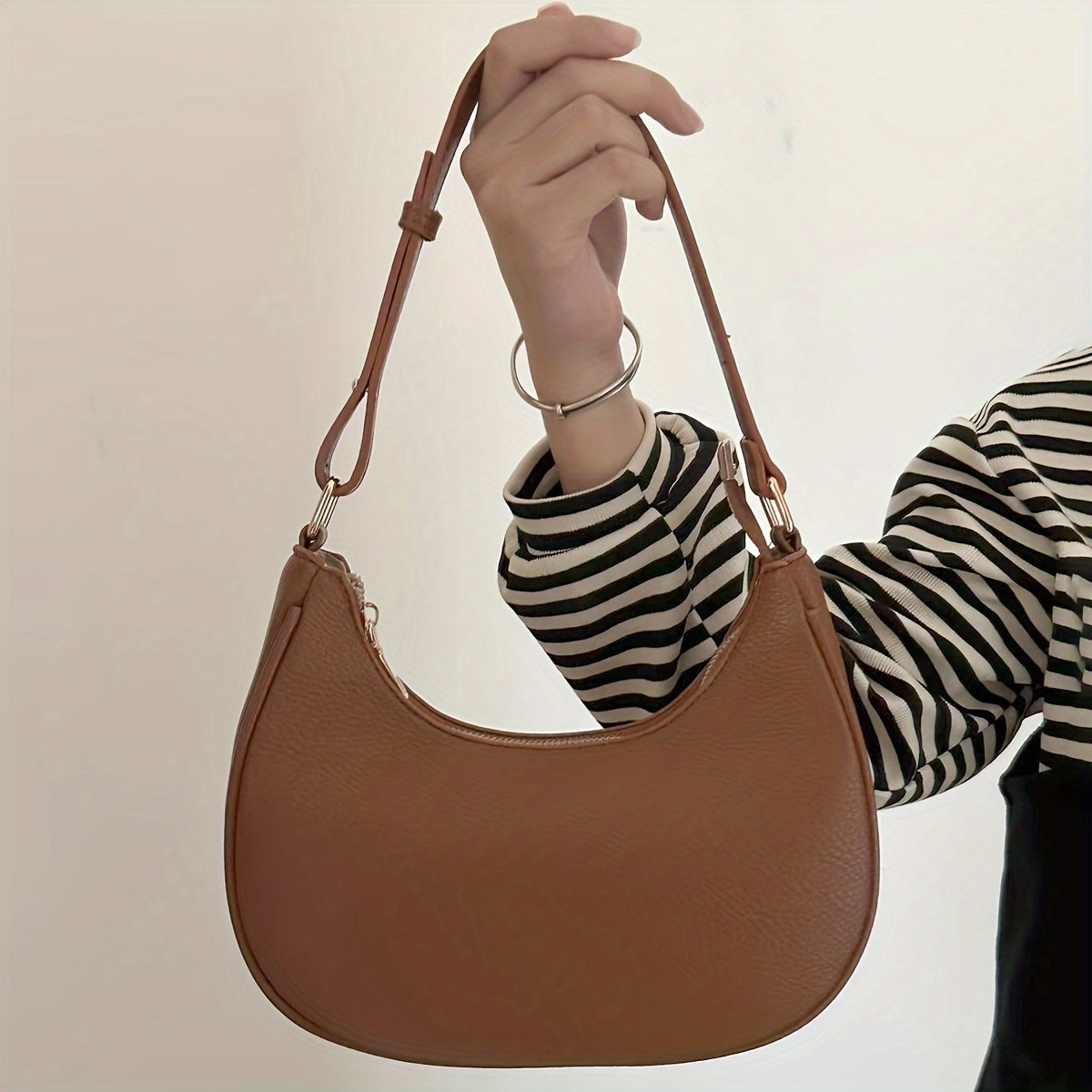 realaiot  Trendy Solid Color Crescent Bag, Minimalist Underarm Baguette Bag, All-Match Armpit Bag