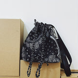 realaiot  Vintage Paisley Pattern Drawstring Backpack, Classic Storage Rucksack, Multifunctional Sports Bag