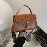 realaiot  Retro Western Shoulder Bag, Classic Textured Crossbody Bag With Retro Pattern Wide Strap