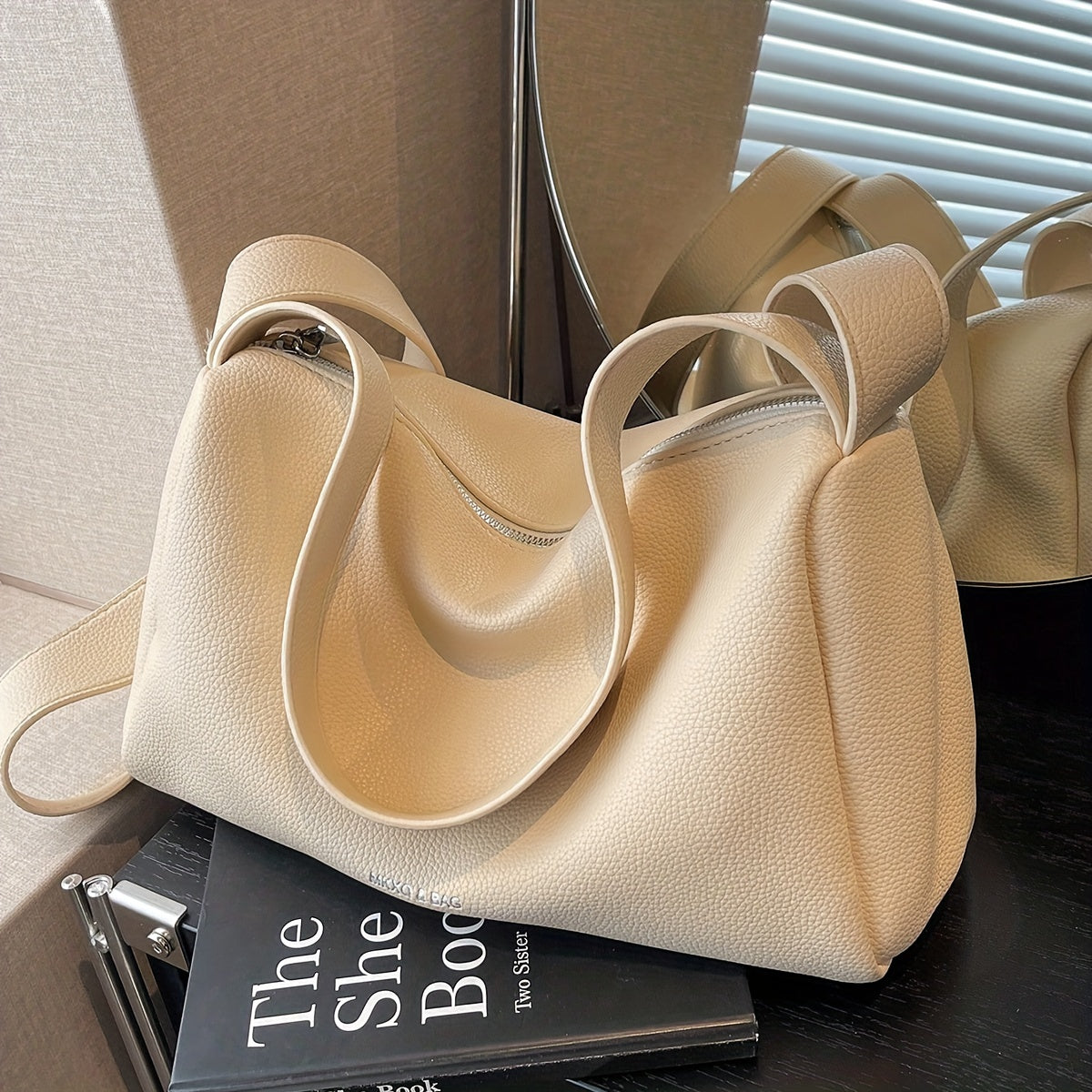 realaiot  Minimalist Trendy Shoulder Bag, All-Match Versatile Textured Square Handbag, Women's Casual Handbag