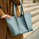 realaiot  Women's Elegant Tote Bag, Crocodile Embossed Shoulder Bag, Solid Color Bag For Work