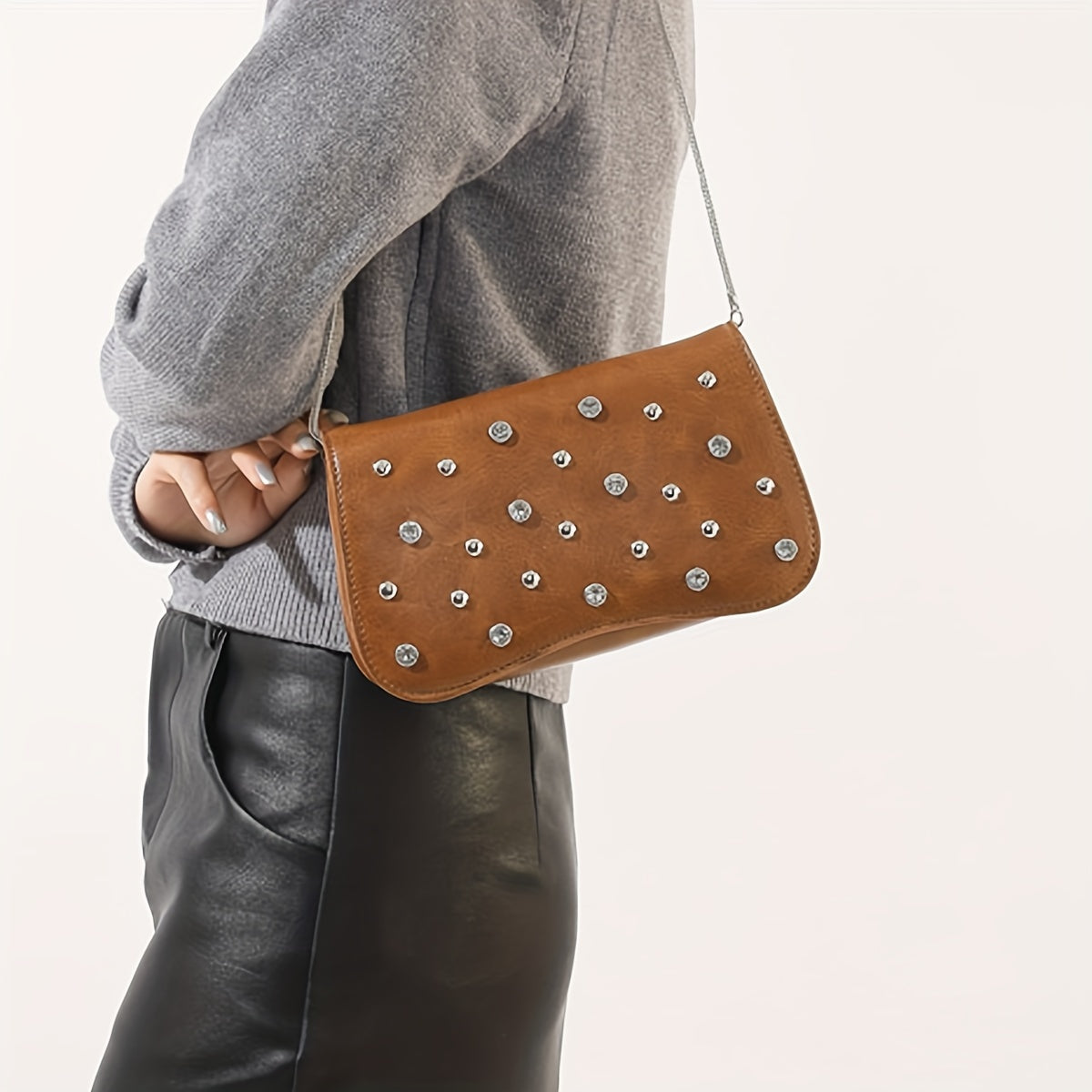 realaiot  Trendy Studded Crossbody Bag, Sweet Cool Chain Shoulder Bag, Women's Mini Handbag & Square Purse