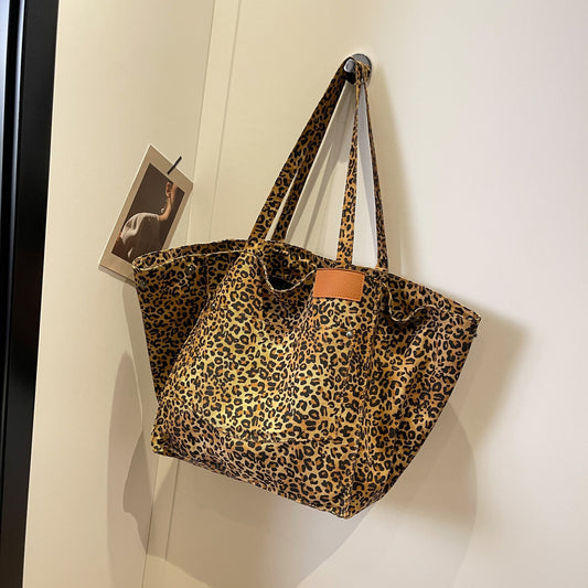 Stylish Leopard Pattern Tote Bag, Large Capacity Shopping Handbag, Perfect Underarm Bag For Everyday Use