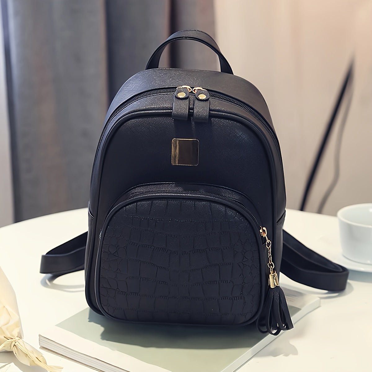 1pc Fashion Crocodile Pattern Backpack, Small Simple Balck Bag,Women's Versatile Casual Bag, Dual-Purpose Large Capacity Travel Bag For Work & Play