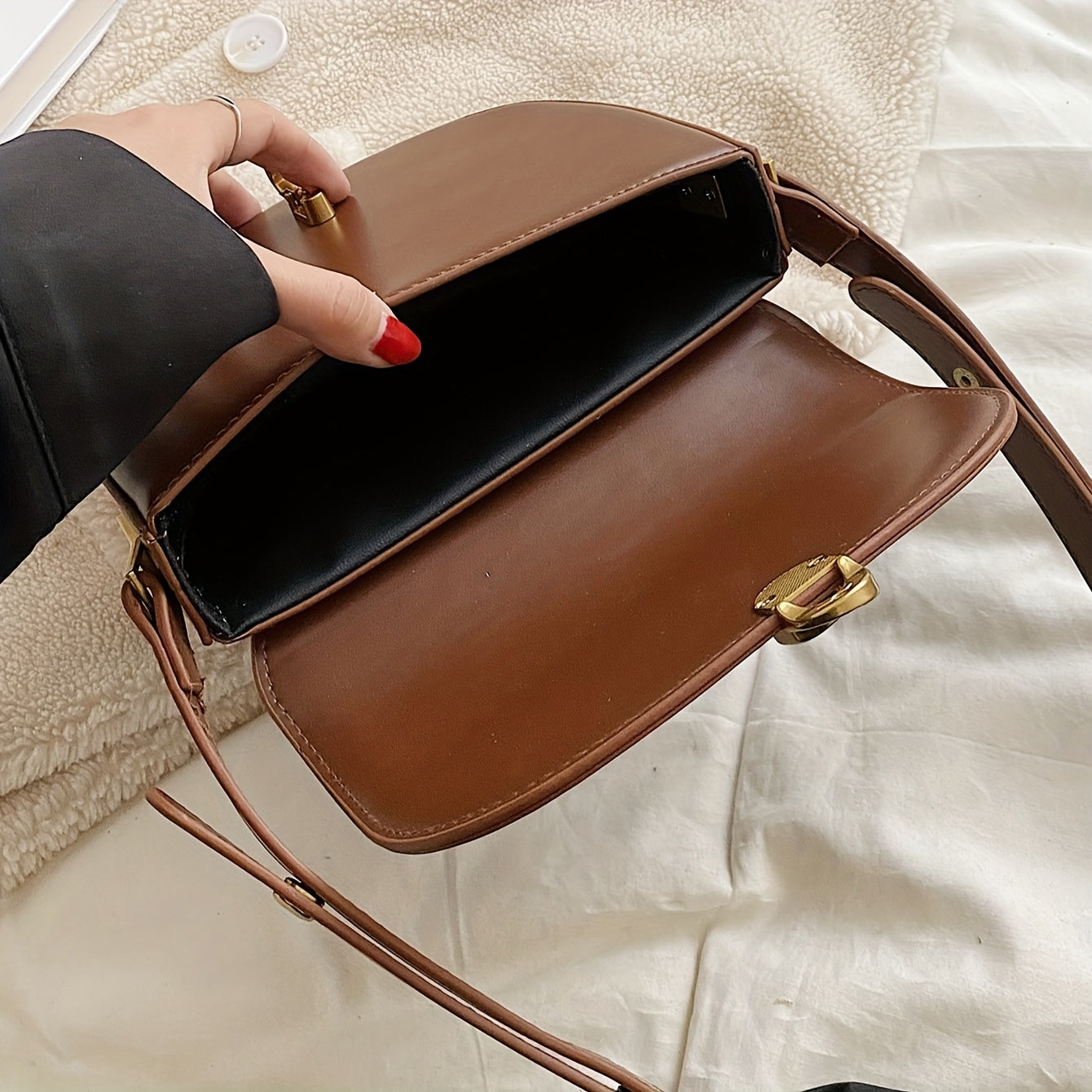 realaiot  Brown Trendy Saddle Bag, Minimalist Shoulder Bag, Women's Textured Flap Underarm Purse