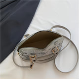 realaiot  Trendy Shell Crossbody Bag, Vintage Textured Pattern Handbag, Perfect Casual Shoulder Bag For Daily Use