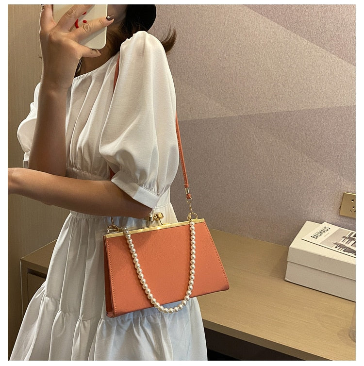 Realaiot Vintage Shoulder Bags Women Fashion Pearl Chain Handbag Kiss Lock Designed Brand Women Small Clip Bags Sac Feminina Bolsa