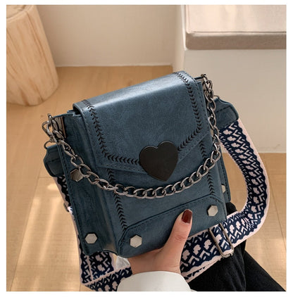 Realaiot Female Crossbody Bag Vintage Pu Leather Solid Heart Hasp Square Bucket Bags Lady Luxury Wide Strap Chain Shoulder Messenger Bag