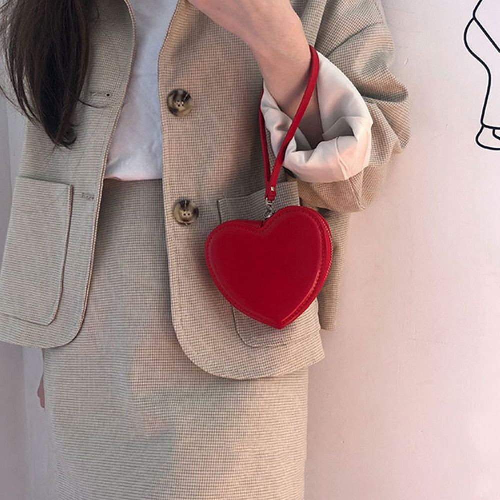 Realaiot Fashion Heart Shaped Mini Money Purse Women Handbag Top-handle Bag Female Clutch Purse Ladies Street Party Wristlet Valentines Day