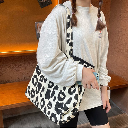 Realaiot Women Shoulder Bag Canvas Totes Bag Girl Fashion Casual Large Capacity Shopper Bag With Snap Cute Leopard Printing Handbags