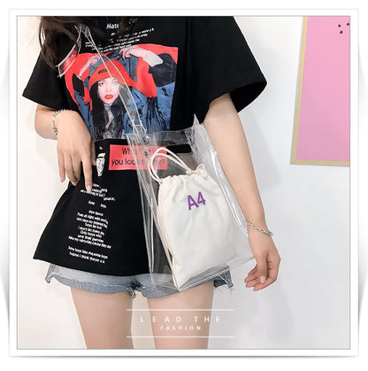 Realaiot Fashion Women Messenger Bag Transparent PVC Vertical Letter Shoulder Bag A4 A5 Summer Creative Beach Bag Internal Drawstring Bag