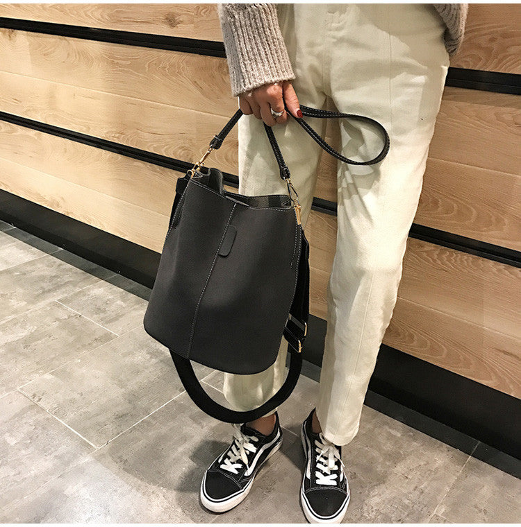 Cyflymder Messenger bag Women Bucket Shoulder Bag large capacity vintage Matte PU Leather lady handbag Luxury Designer bolsos mujer Black