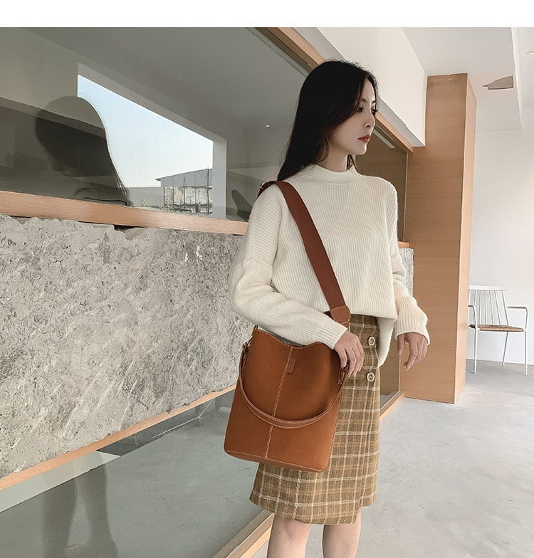 Realaiot Large Capacity Women Bucket Bags Wide Strap Designer Women Shoulder Bags Luxury Matte Leather Crossbody Bag For Female