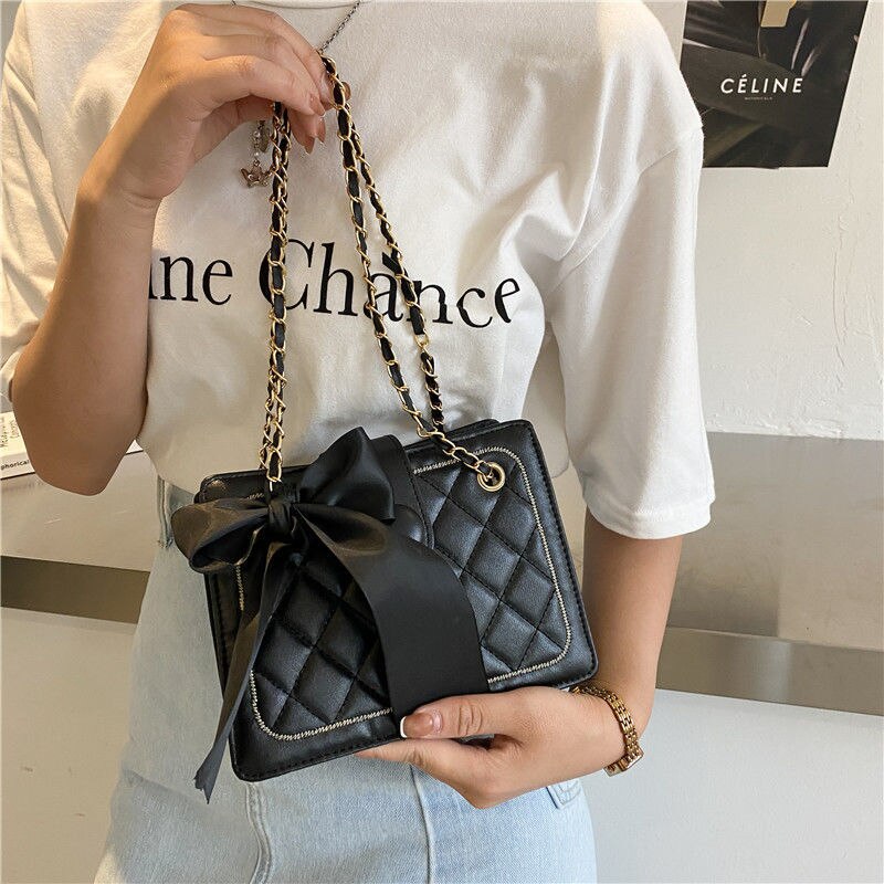 Realaiot Autumn Silk Scarf Bag Female New Trendy Fashion Rhombus Chain Bag Texture Single Shoulder Armpit Bag Messenger Bag