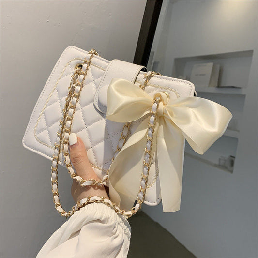 Realaiot Autumn Silk Scarf Bag Female New Trendy Fashion Rhombus Chain Bag Texture Single Shoulder Armpit Bag Messenger Bag