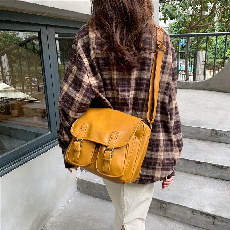 Realaiot Vintage Women Messenger Bag Large Capacity Oil Wax Leather Female Shoulder Bag Ladies Crossbody Bag Casual Big Handbag Yellow