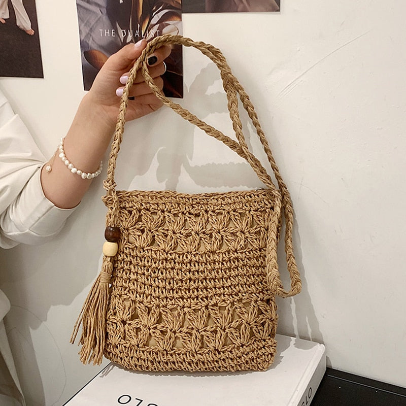 Realaiot Summer Fashion Small Straw Weaving Shoulder Bags For Women Casual Tassel Beach Crossbody Bag Purse hollow Out Messenger Handbags