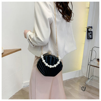 Realaiot Evening Bags Shell Shape Women Clutch Bags New Wedding Bridal Handbag Pearl Beaded Fashion Shell Chain Party Bags