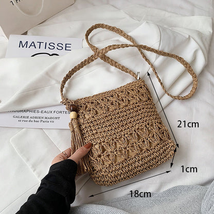 Realaiot Summer Fashion Small Straw Weaving Shoulder Bags For Women Casual Tassel Beach Crossbody Bag Purse hollow Out Messenger Handbags