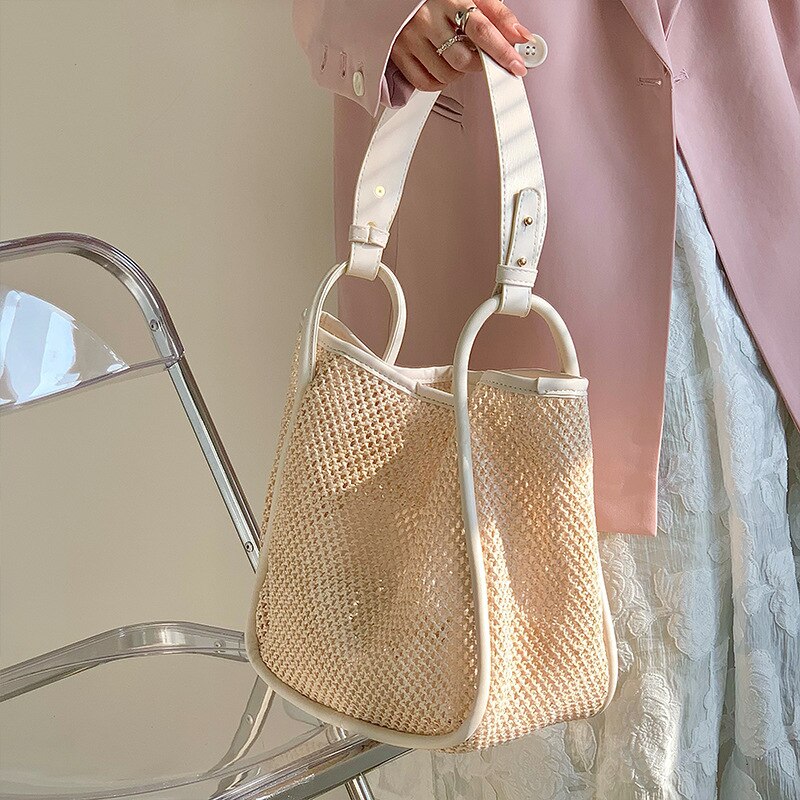 Realaiot Staw Rattan Woven Bag Large Capacity Handbag Summer Beach Simple Designer Bucket Shoulder Bag for Women Travel Shopping Totes