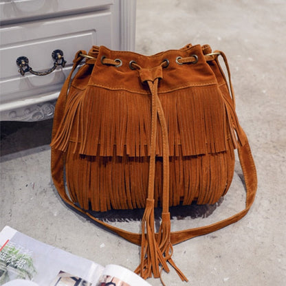 Realaiot Fashion Retro Faux Suede Fringe Women Messenger Bags Tote New Handbag Tassel Shoulder Handbags Crossbody Bag Tassel Bucket