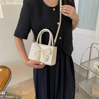 Realaiot Summer Small Bag Women's Bow Handbag New Fashion Fashion Trend Simple One-shoulder Messenger Women's Bag 18*8.5*13cm