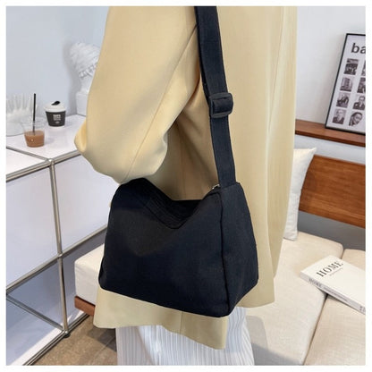 Cyflymder Large-capacity Shoulder Bag New Women's Fashion Simple Commuter Messenger Tote Bag