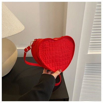 Realaiot Fashion Vintage Heart Women Handbags Luxury Designer Handbag Heart Bags for Women Women's Shoulder Messenger Trend