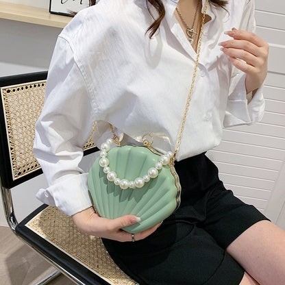 Realaiot Evening Bags Shell Shape Women Clutch Bags New Wedding Bridal Handbag Pearl Beaded Fashion Shell Chain Party Bags