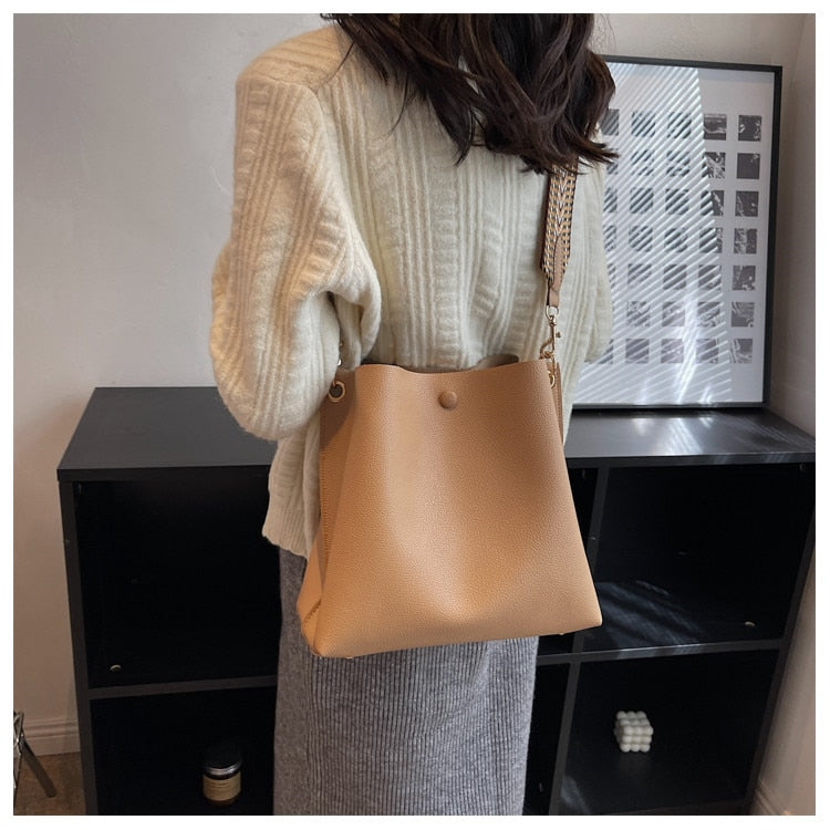 Realaiot Fashion Bucket bag for women Handbag PU leather Shoulder Bag Luxury designer Wide Strap Ladies Crossbody Bag female Totes bolsa