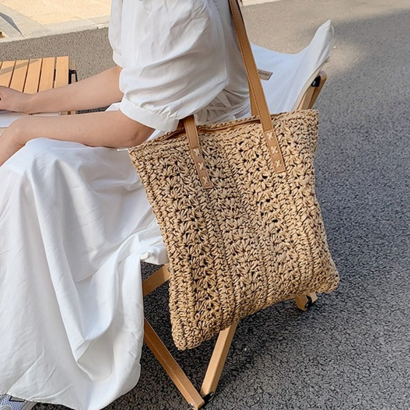 Realaiot Square Hollow Straw Beach Bag Handmade Woven Shoulder Bag Raffia Rattan Shopping Travel Bag Bohemian Summer Vacation Casual Tote