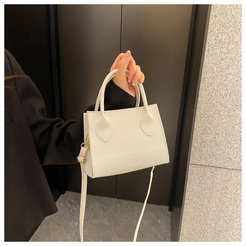 Realaiot Fashion Mini Square Bag New Vintage Handbag Literary Crowds Shoulder Messenger Bag PU Leather Luxury Crossbody Bags