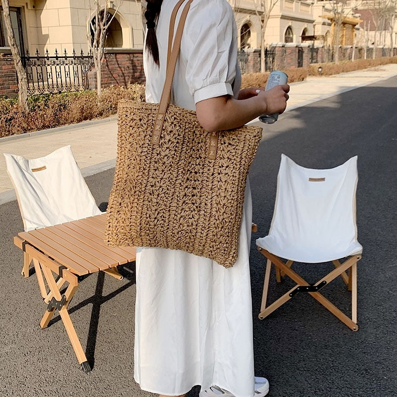 Realaiot Square Hollow Straw Beach Bag Handmade Woven Shoulder Bag Raffia Rattan Shopping Travel Bag Bohemian Summer Vacation Casual Tote