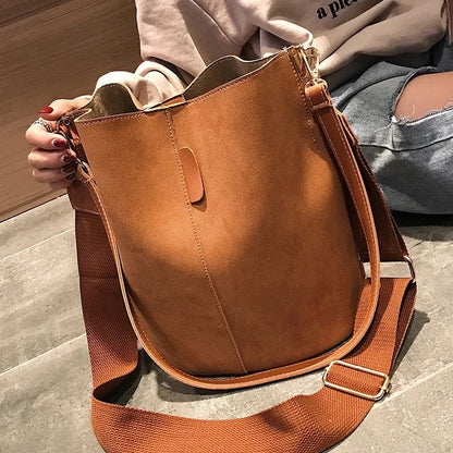 Cyflymder Messenger bag Women Bucket Shoulder Bag large capacity vintage Matte PU Leather lady handbag Luxury Designer bolsos mujer Black